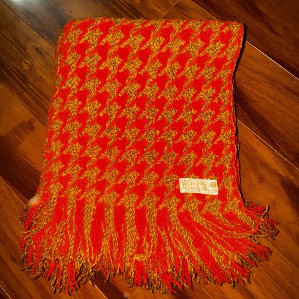Vintage 60s 70s Pendleton Wool Houndstooth Fringed Throw Blanket Orange 53 x 62